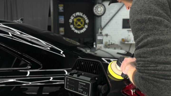 Поради від Спакарс, як правильно полірувати авто