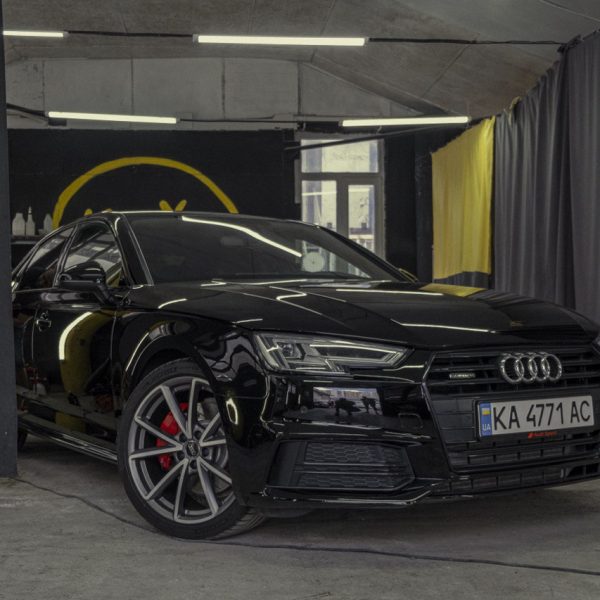 О нас 33 Детейлінг AUDI Київ